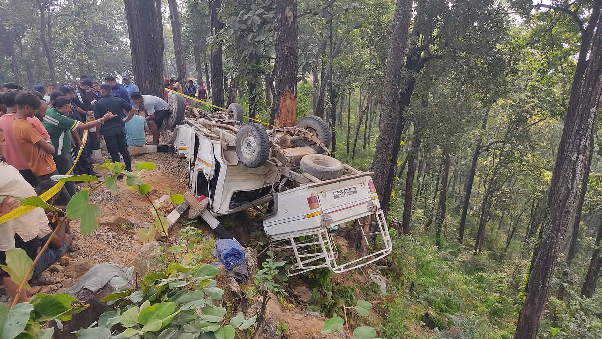 कावासोतीमा जीप दुर्घटना हुँदा दुई जनाको मृत्यु, २८ घाइते