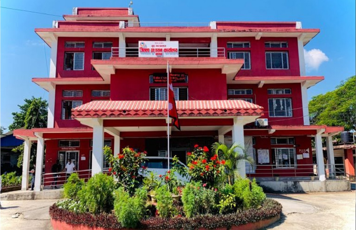 हातहतियार बुझाउन जिल्ला प्रशासनको आग्रह