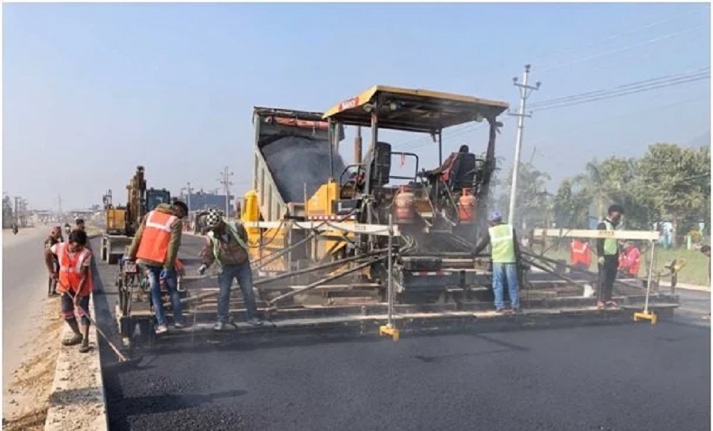 नारायणगढ-बुटवल सडकखण्ड : १८ किलोमिटर कालोपत्रे