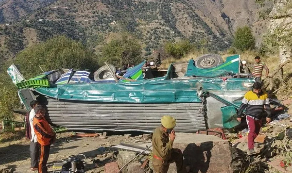 भारत नियन्त्रित कश्मिरमा बस दुर्घटना, कम्तीमा ३६ जनाको मृत्यु