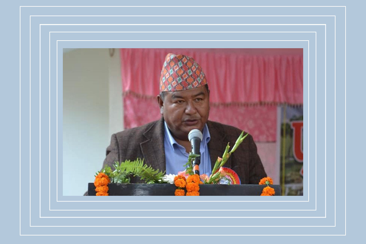 'फ्री भिसा, फ्री टिकट' कडाइका साथ लागू गरे 'बाहिरी स्याल'हरूले बस्न-खान दिँदैनन् : श्रममन्त्री श्रेष्ठ