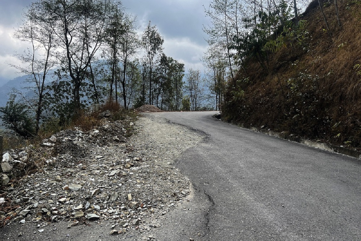 मुआब्जा दिएर राप्ती लोकमार्गअन्तर्गतका सडक स्तरोन्नति गर्न माग