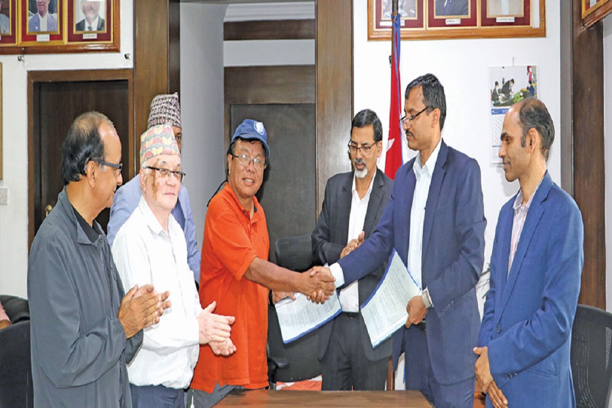 आविष्कार केन्द्रलाई बन्द कृषि औजार कारखाना सञ्चालन जिम्मा