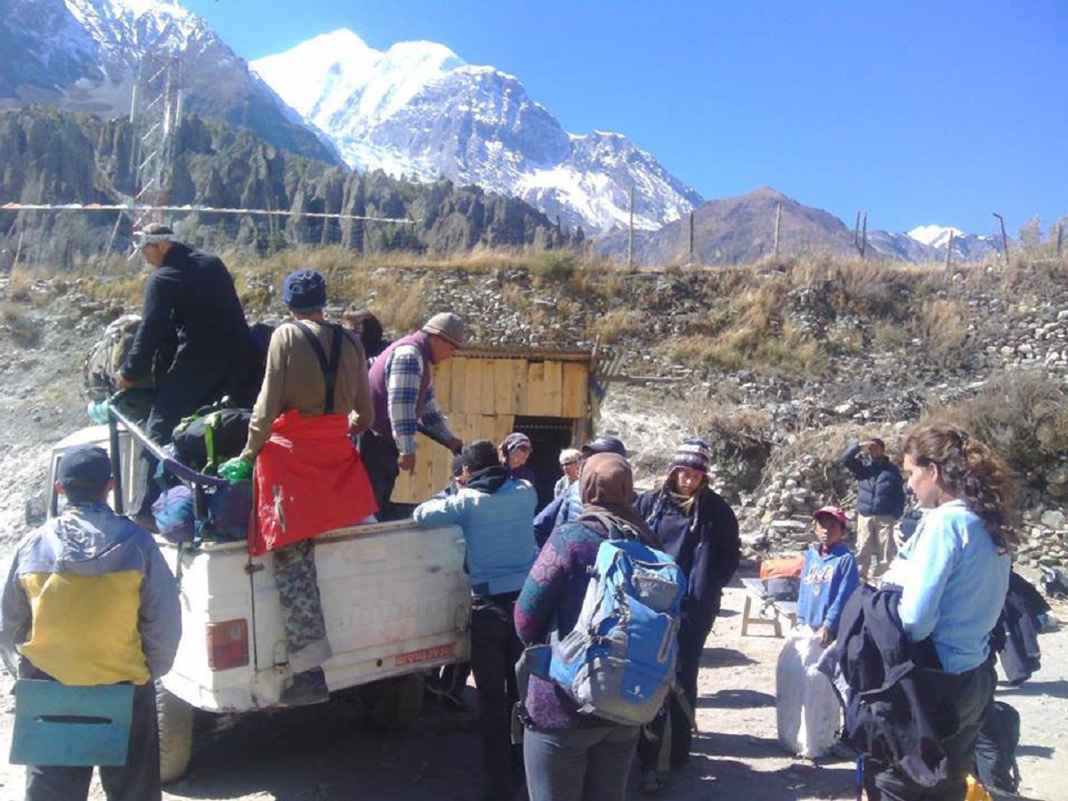 दसैंको बिदामा मनाङ आउने पर्यटकको संख्यामा वृद्धि