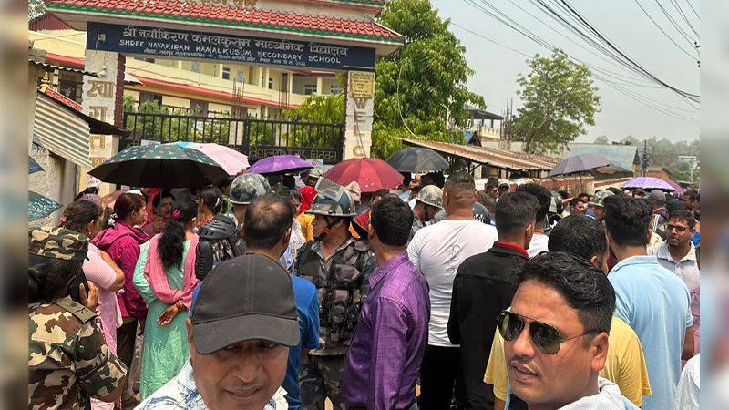  चितवनका दुईवटा केन्द्रमा रोकियो मतदान