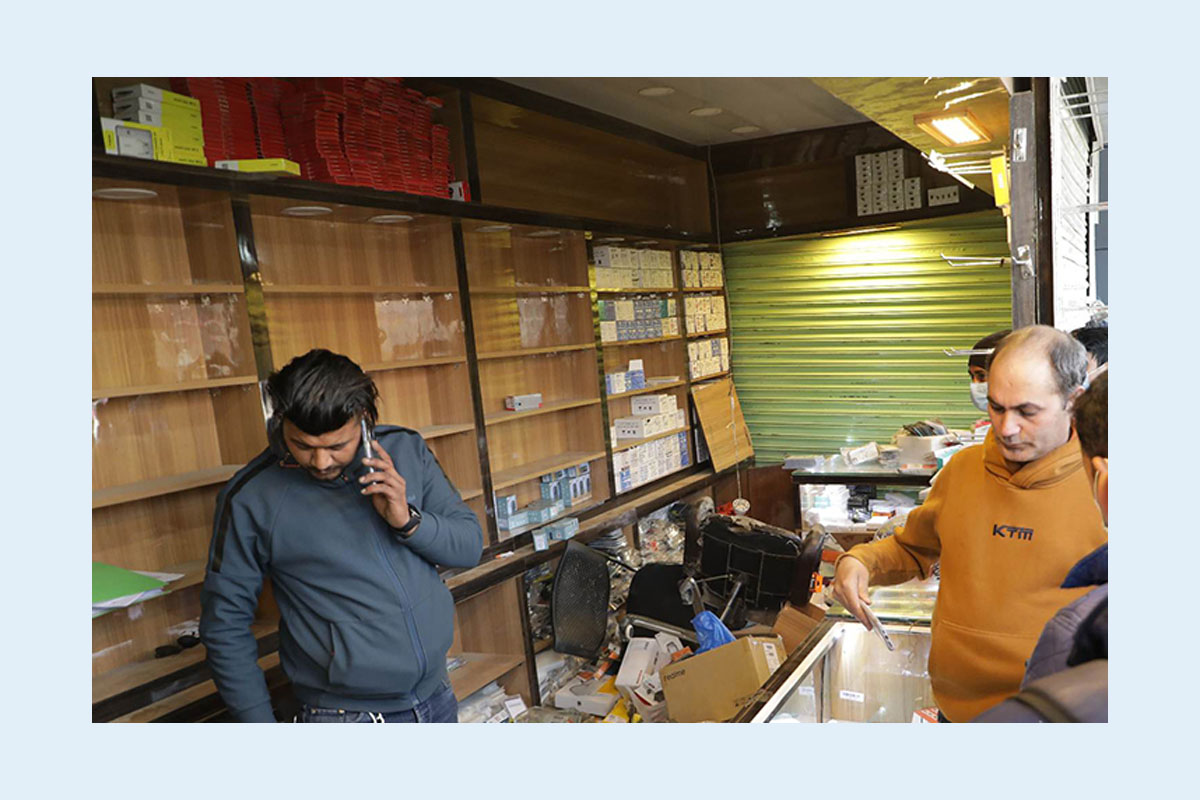 मोबाइल लुट्ने गिरोहलाई पक्रिन गृह मन्त्रालयको निर्देशन