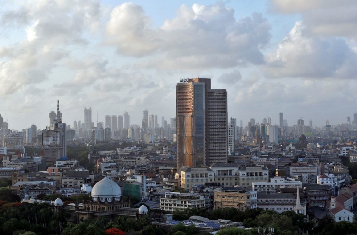 कोरोना बढेपछि मुम्बइमा सार्वजनिक कार्यक्रम गर्न प्रतिबन्ध