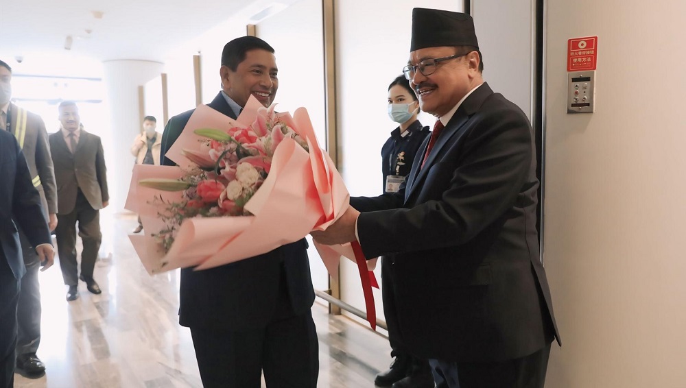 उपप्रधानमन्त्री श्रेष्ठ बेइजिङमा