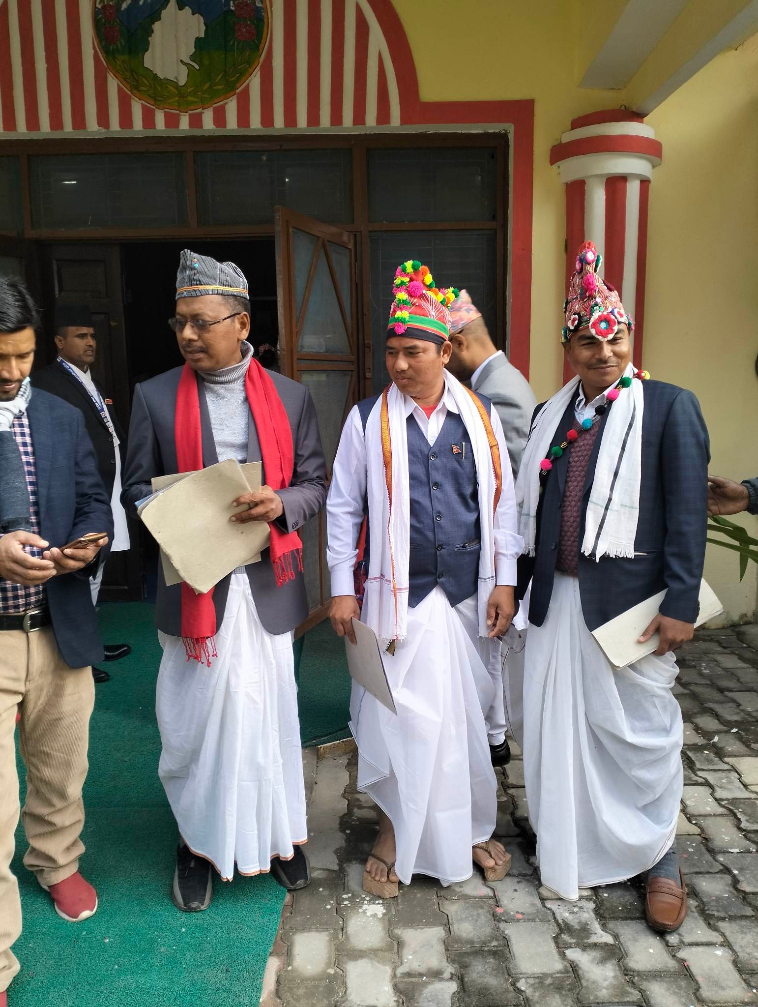 सुदूरपश्चिम प्रदेशसभा सदस्यले लिए सपथ