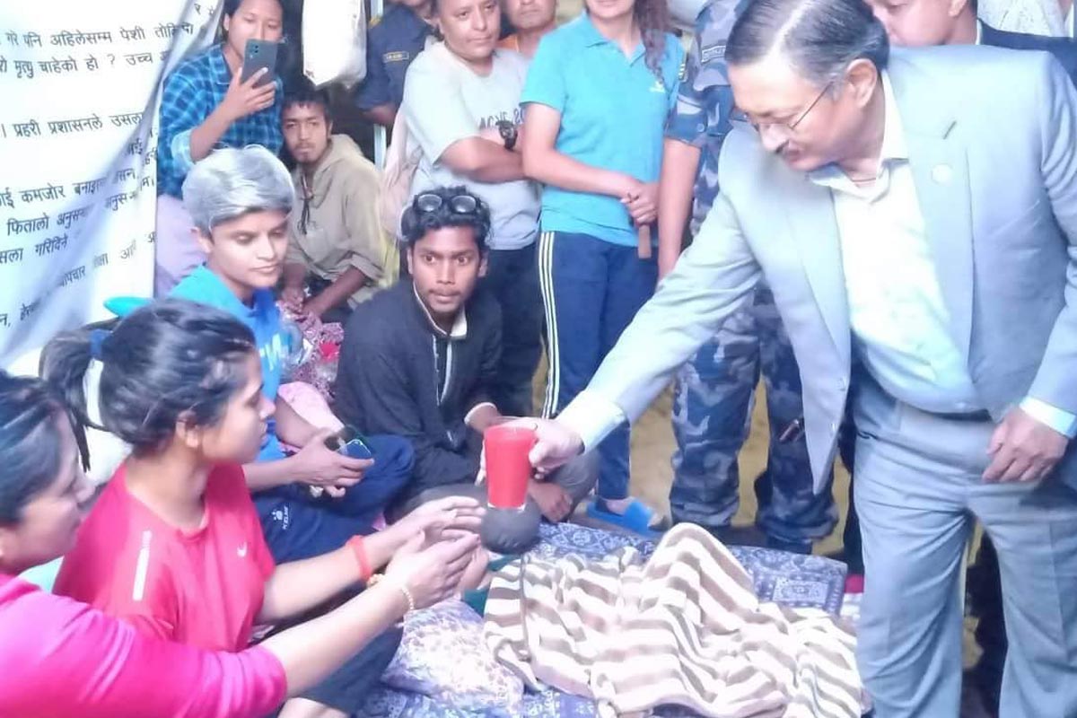 ५ बुँदे सहमतिपछि निहारिकाले तोडिन् अनसन