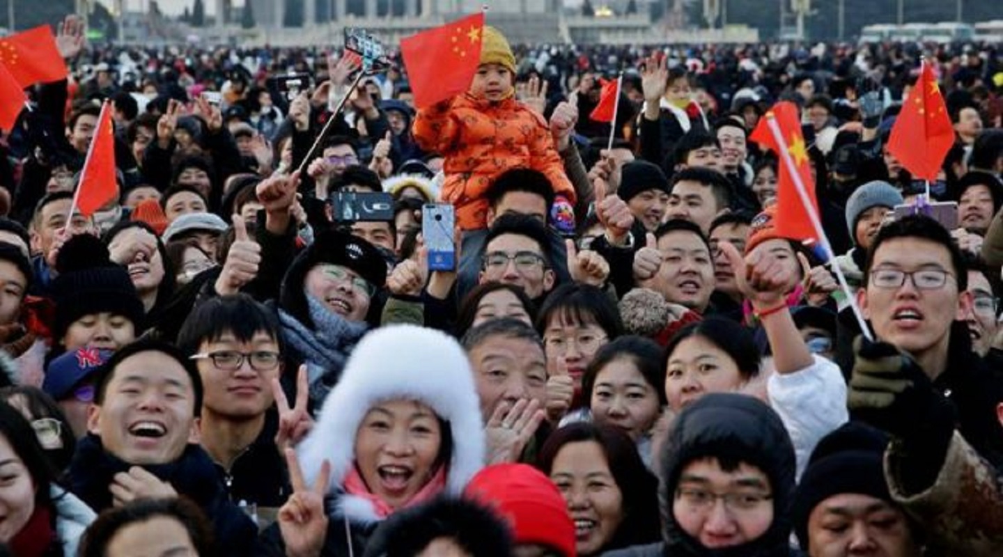 चीनमा ६० वर्षमा पहिलो पटक घट्यो जनसंख्या