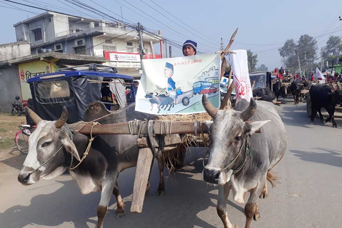गणतन्त्रविरोधी भनिएका ओली बयलगाडाबाट नओर्लिएकै हुन्?