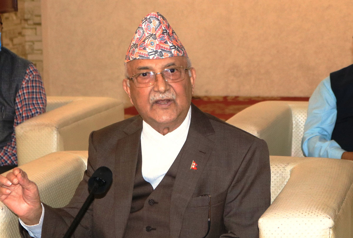 एमालेका पाखुरा देखेर देउवा छक्क परे : ओली