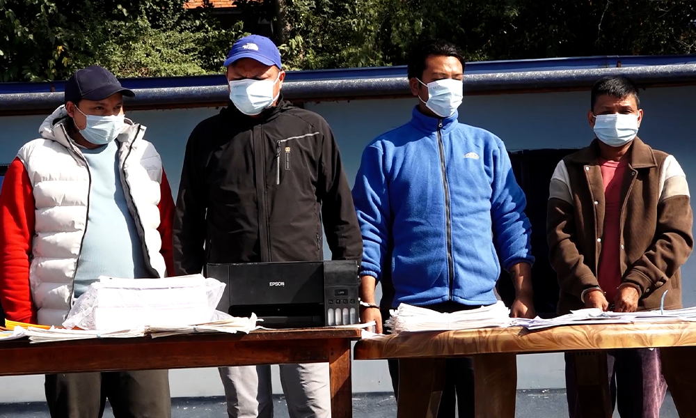 भिजिट भिसामा विदेश पठाउन नक्कली कागजात बनाउने गिरोह समातियो
