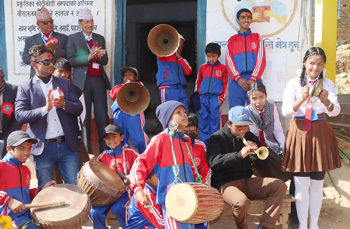 पढाइसँगै पञ्चेबाजा सिक्दै विद्यार्थी