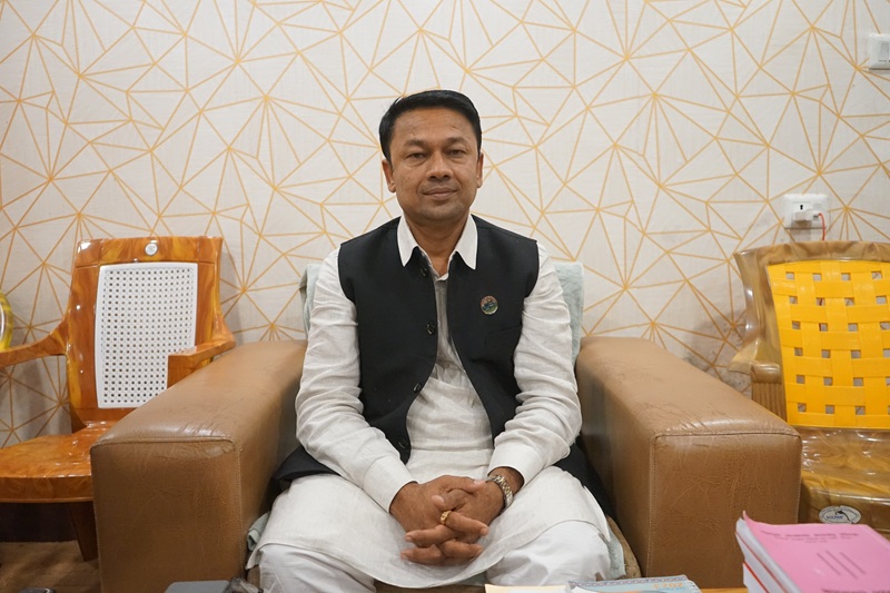 मुख्यमन्त्री सरोज कुमार यादवले बुधबार विश्वासको मत लिने