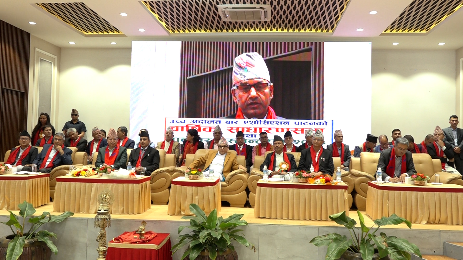 दुई तिहाइको सरकार स्वायत्त निकायहरू समाप्त गर्नतर्फ लाग्यो [भिडियो]