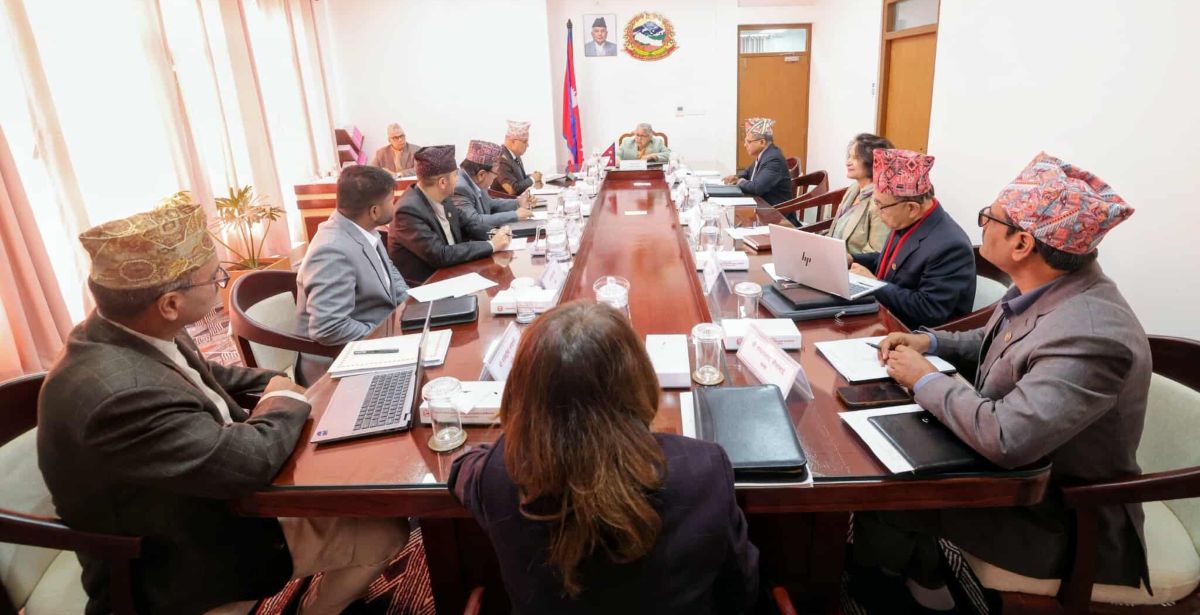 मन्त्री सिन्हाको नेतृत्वमा सरकारले बनायो राजनीतिक संवाद समिति