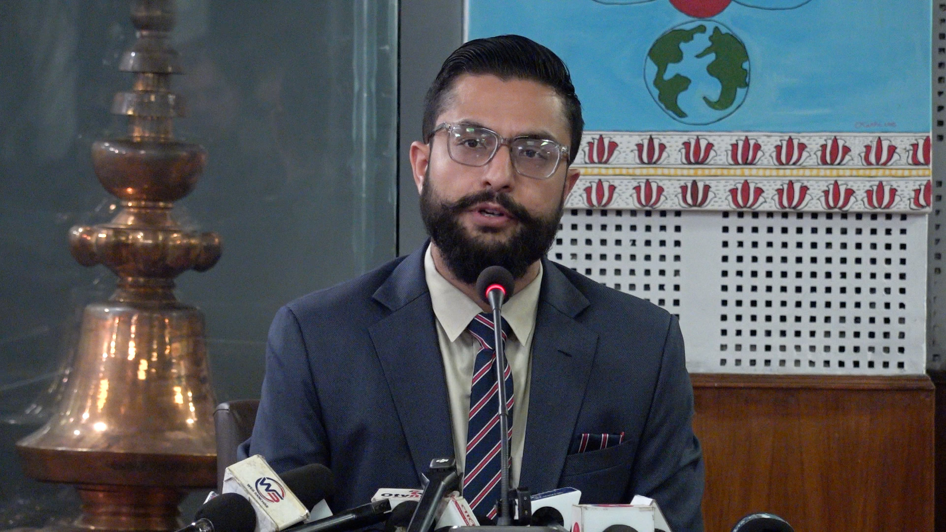बाढी प्रभावित विद्यार्थीलाई निःशुल्क अध्ययनको व्यवस्था गर्ने शिक्षामन्त्रीको घोषणा [भिडियो]