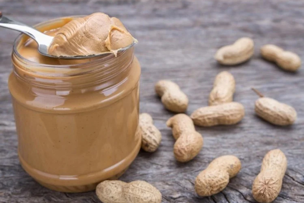 पिनट बटर खानुका यस्ता छन् चार फाइदा