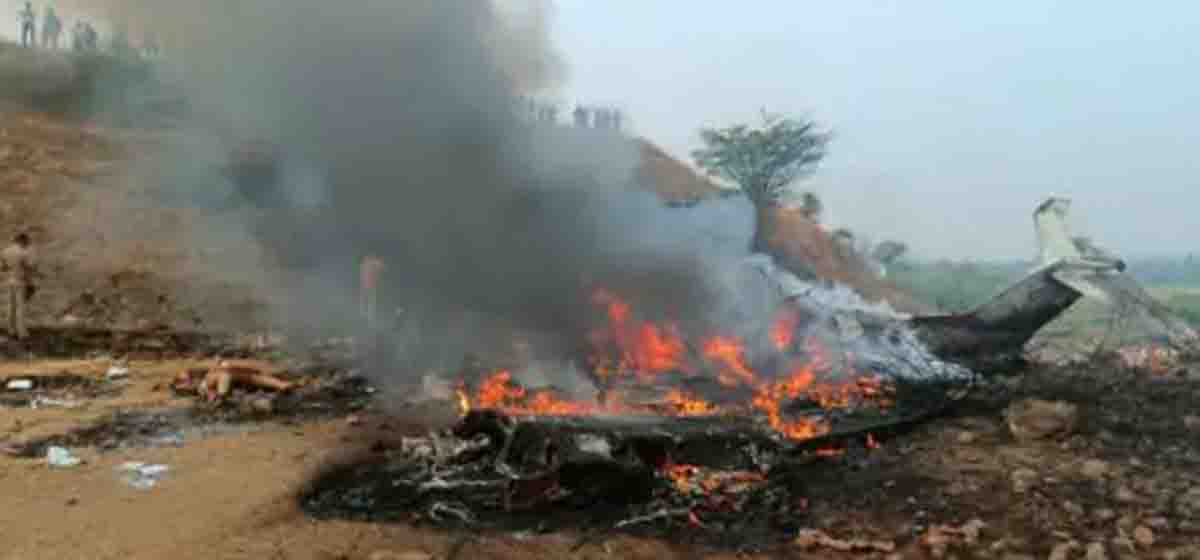 एनसिपी अध्यक्ष अजित पवारसहित ५ जना सवार विमान दुर्घटना