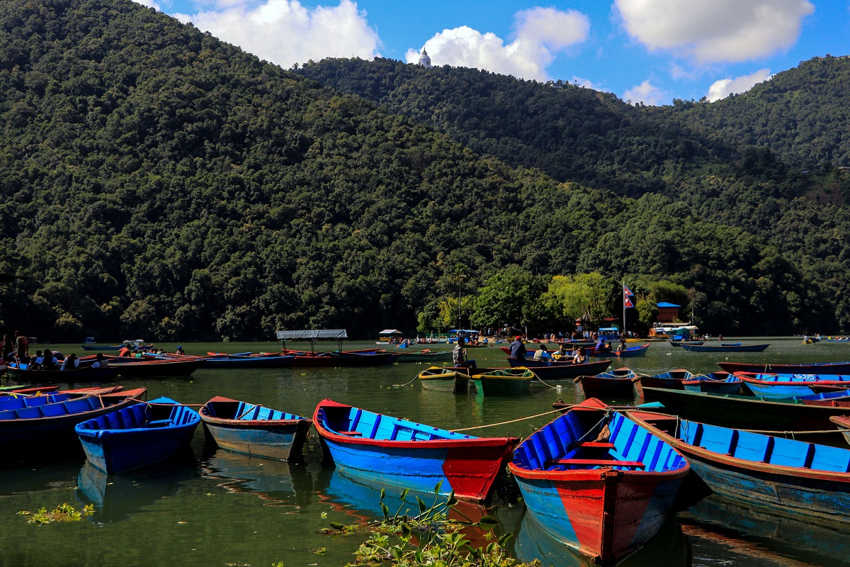 फेवा तालको सिमानाभित्र डोजर नचलाउन उच्च अदालतको आदेश 
