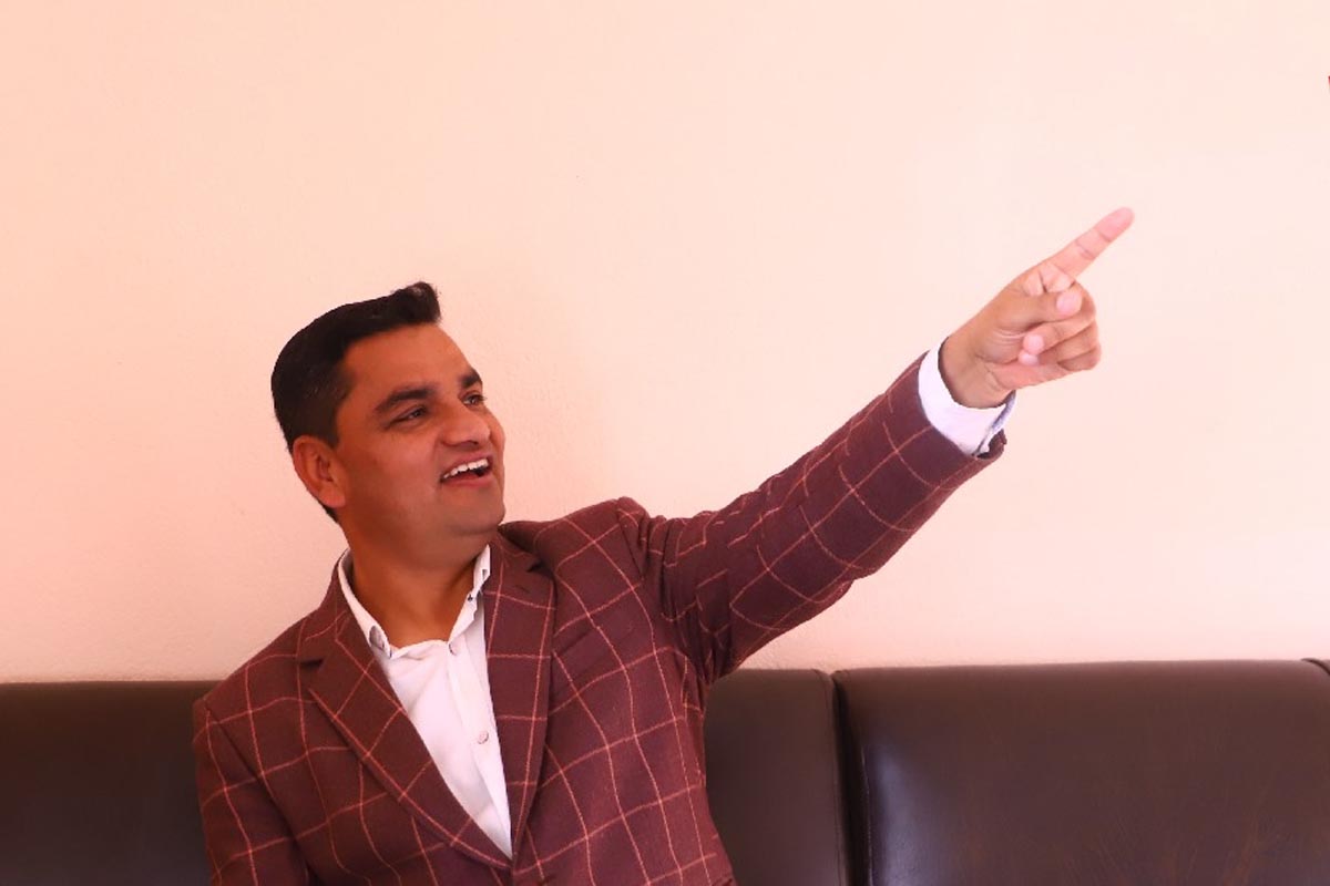 जनप्रतिनिधि शासक होइन, सेवक हुनुपर्छ : प्रदीप पौडेल