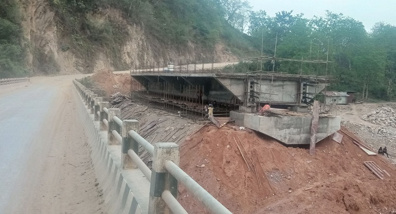 पाल्पाको रामपुरमा निर्माणाधिन पक्की पुल