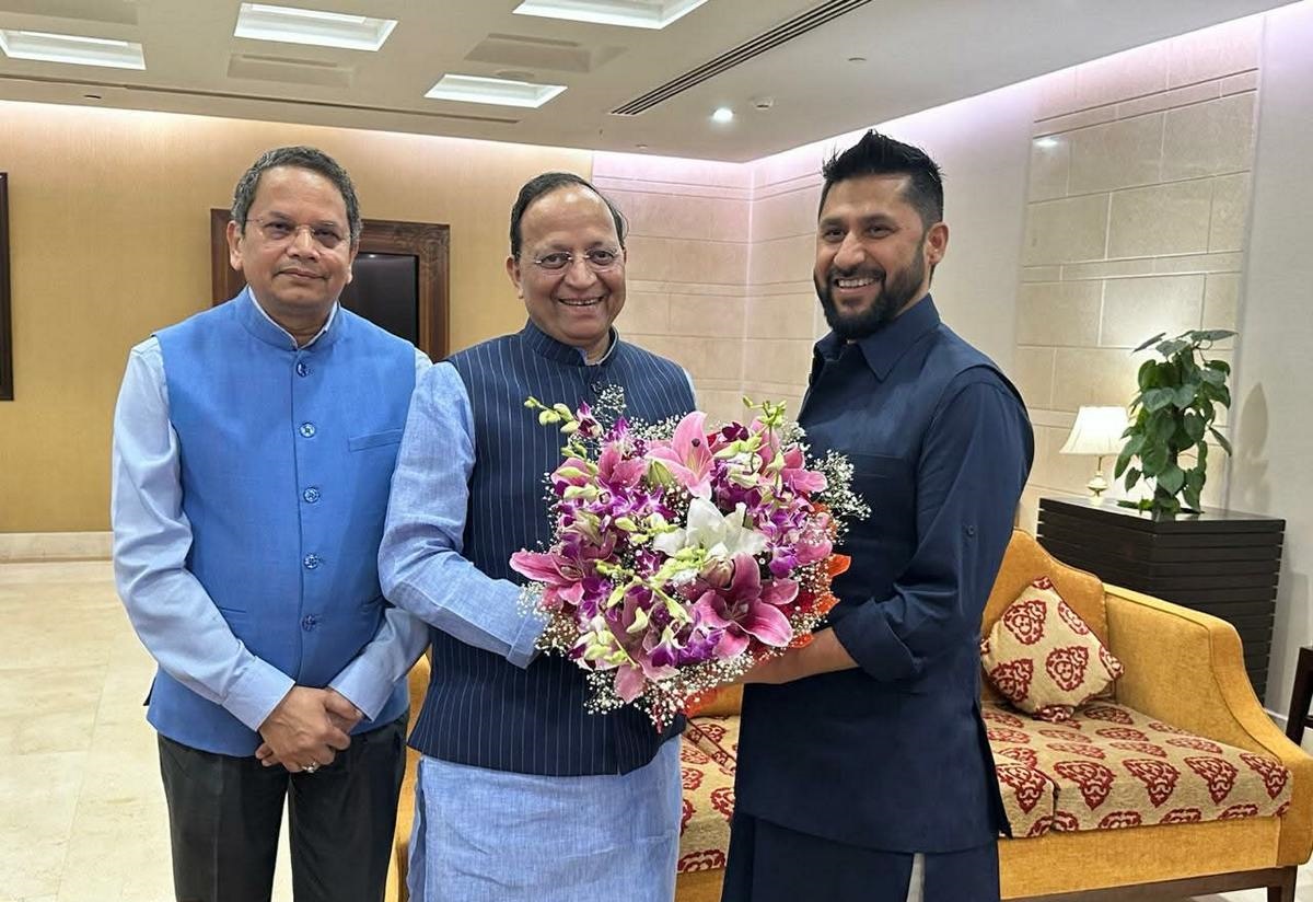 रास्वपा सभापति लामिछानेले आज भाजपा अध्यक्षसहित उच्च तहका नेताहरूसँग भेटवार्ता गर्दै