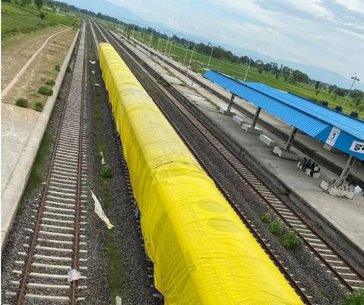 भारतबाट ल्याएको १५ महिनापछि रेलको पर्दा खोल्ने तयारी