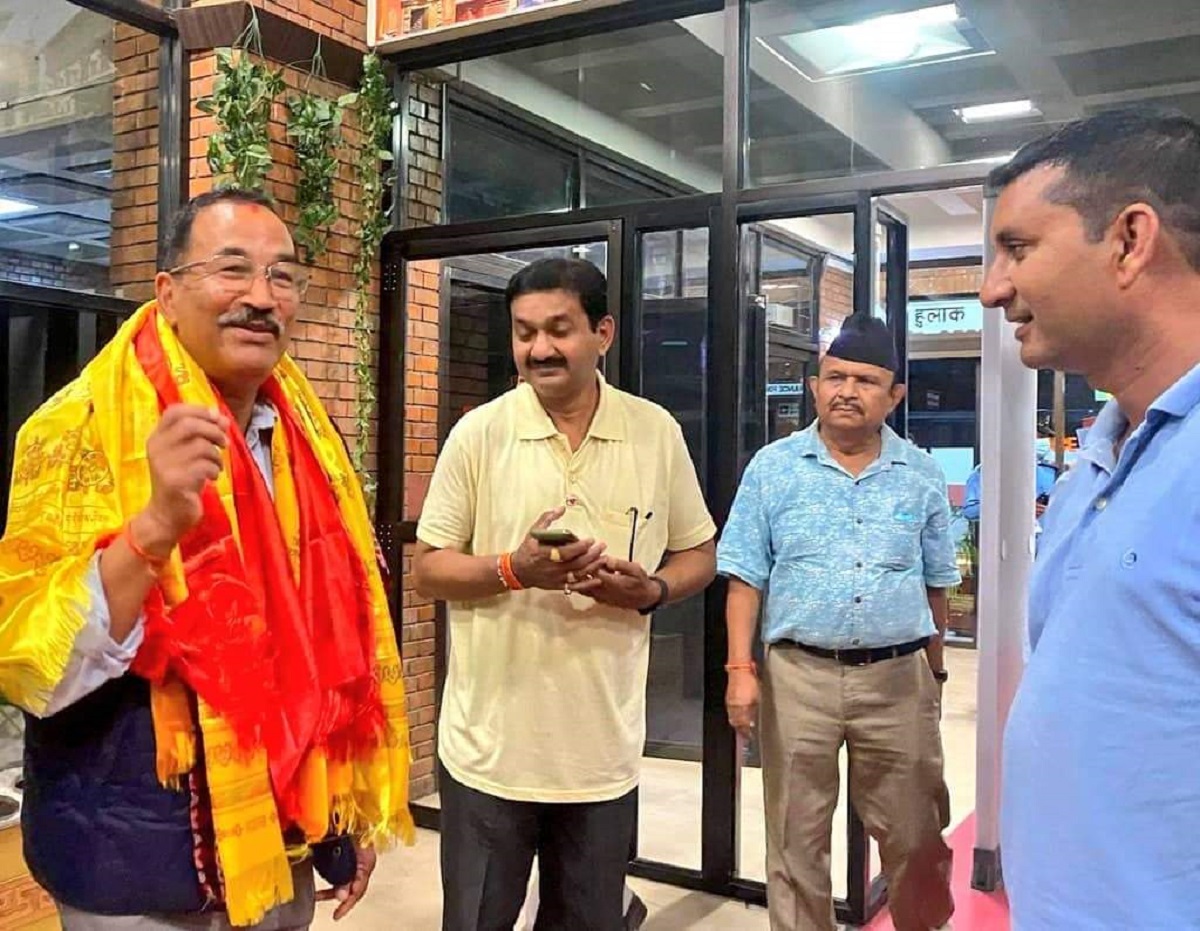 राप्रपा नेपाल अध्यक्ष कमल थापा स्वदेश फिर्ता