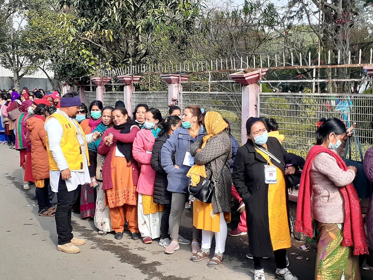 बिहान ८ बजे तय भएको राप्रपा मतदान अझै सुरु भएन, प्रतिनिधि आक्रोशित