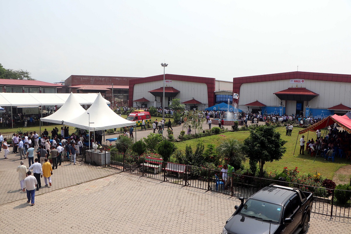 रास्वपा महाधिवेशनमा प्रतिनिधि परिचयपत्र नौ ठाउँबाट बाँडिदै
