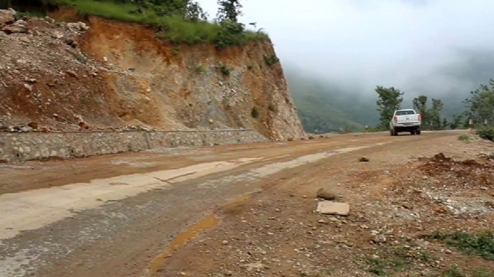 रिडी-तम्घास सडकखण्ड आजदेखि तीन साता बन्द