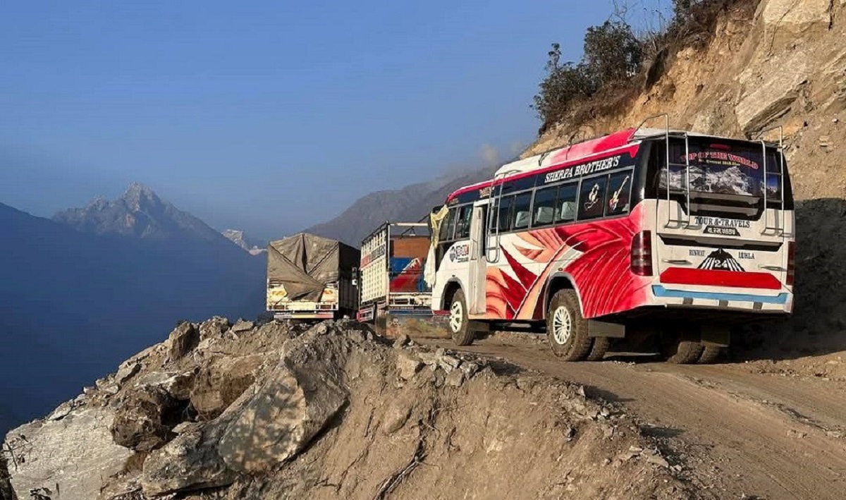 सल्लेरी-सुर्के यातायात चल्दा पर्यटन व्यवसायी उत्साहित