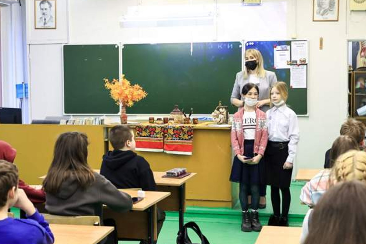 रूसमा विद्यार्थीहरुलाई 'युद्धको आवश्यकता'बारे पढाउन निर्देशन