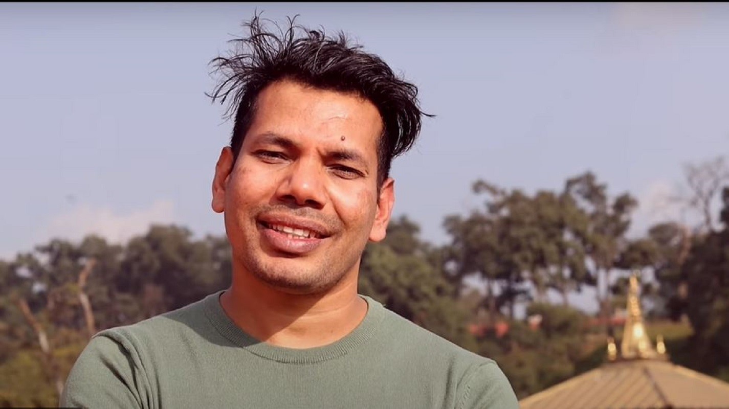 शिव परियारले ल्याए ‘मम भाषा संस्कृतम्’