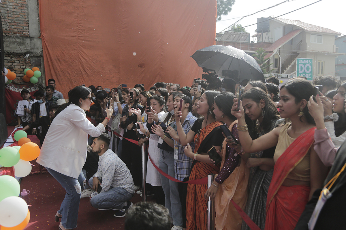 शुभश्री कलेजमा दसैं फेष्टिभल