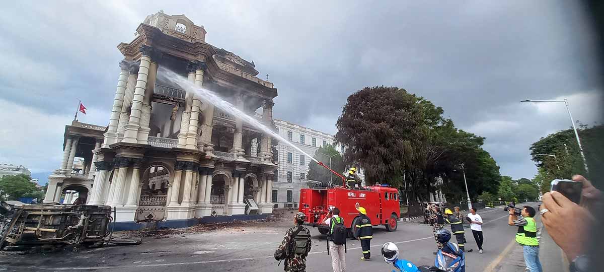 सिंहदरबार फर्किए कर्मचारी, कामको अन्यौलता कायमै