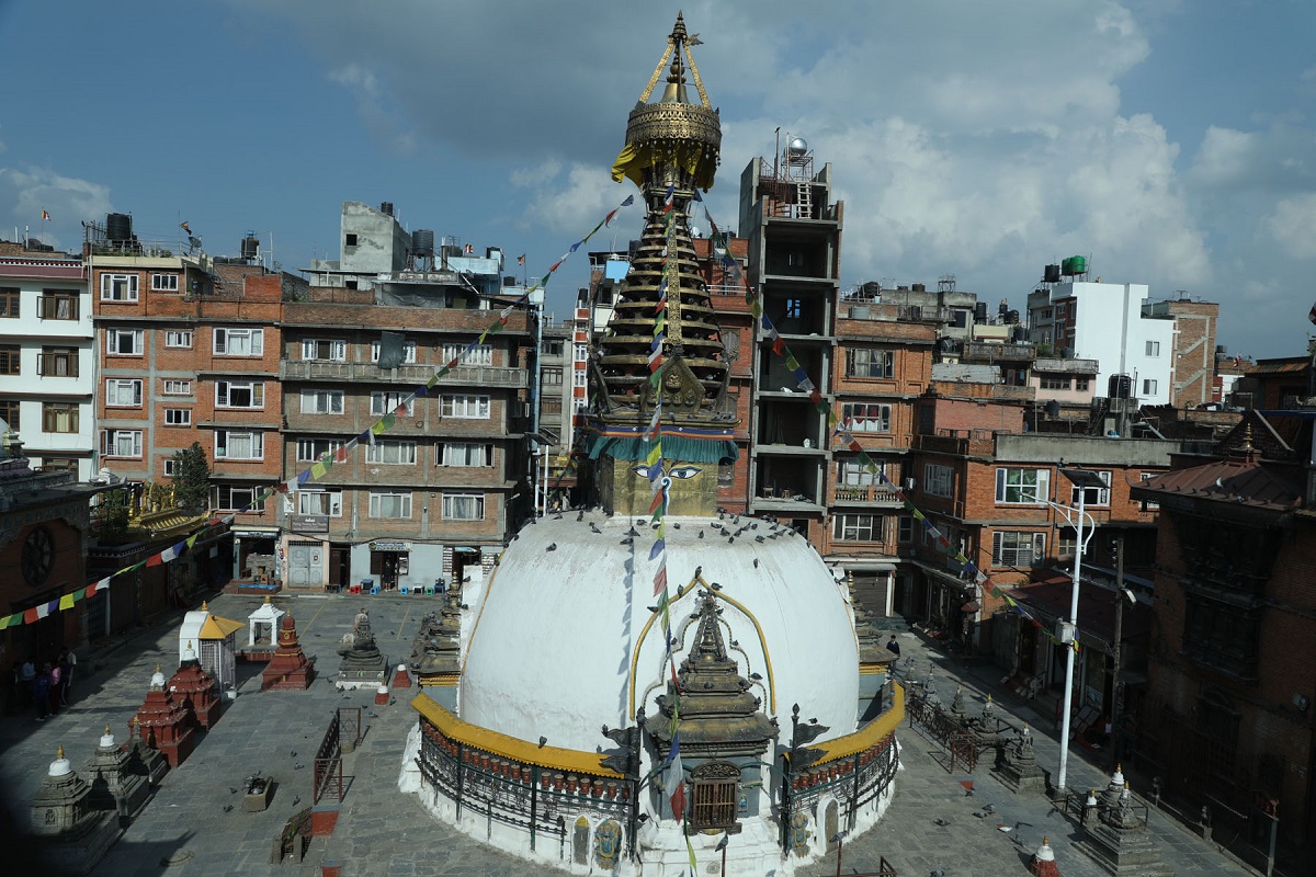 श्रीघःस्थित काठे स्वयम्भू