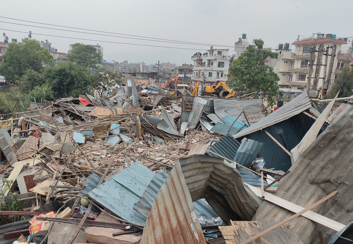 अतिक्रमणमुक्त भए काठमाडौंका तीन बस्ती