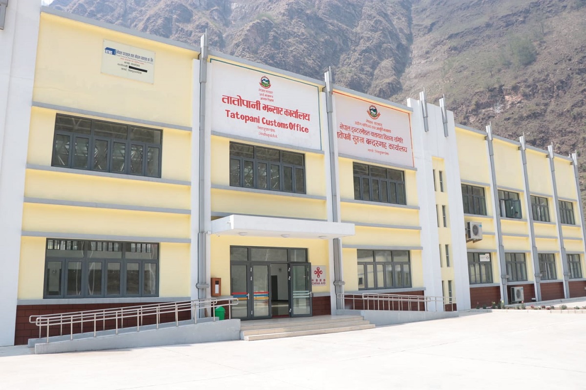 तातोपानी भन्सारबाट लक्ष्यभन्दा बढी राजस्व संकलन, निर्यात शून्य