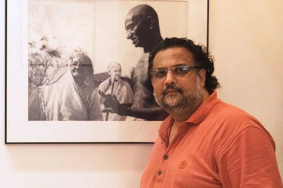 महात्मा गान्धीका पनाति तुसार पक्राउ