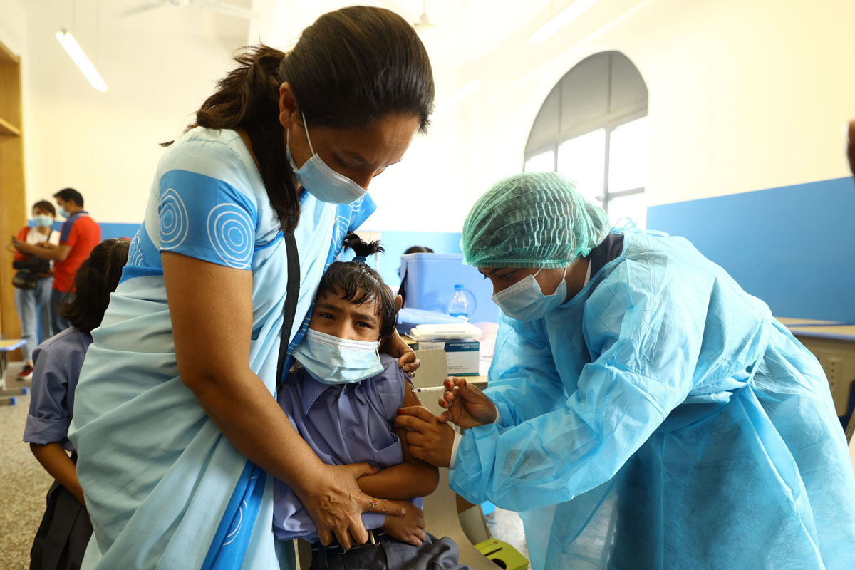 त्यसैले महत्वपूर्ण छ टाइफाइडविरुद्धको खोप अभियान