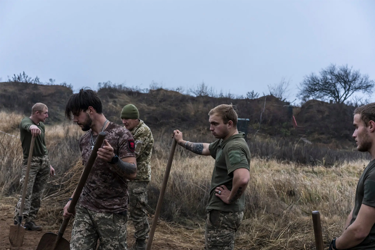 युक्रेनद्वारा रुसका विरुद्ध १ लाख सेना परिचालन