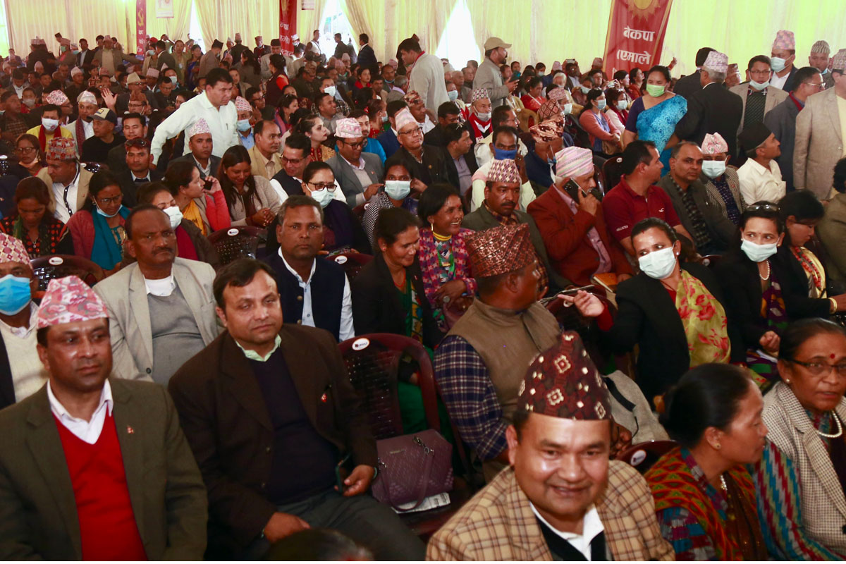 २२ सय प्रतिनिधिको अधिकार कुण्ठित गर्ने ओलीको तजबिज 'लोकतन्त्रकै लागि खतरा'