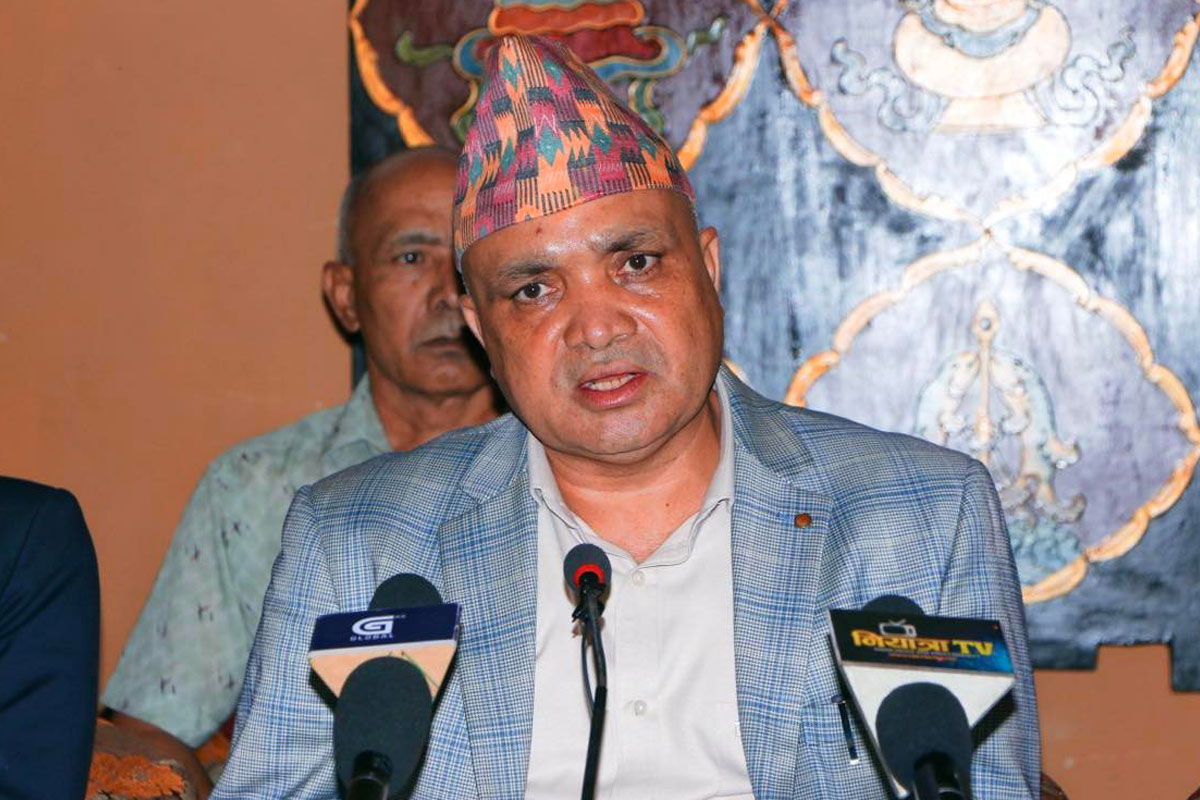 कागेश्वरी मनोहराले जेष्ठ नागरिकलाई चाडवाड खर्च दिने