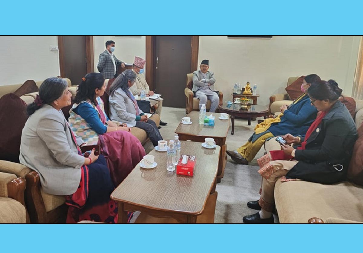 नागरिकता र भिजिट भिसाको समस्या हटाउन गृहमन्त्रीसँग महिला सांसदको माग